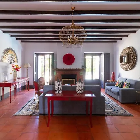 Santo Antonio's كاسكايس