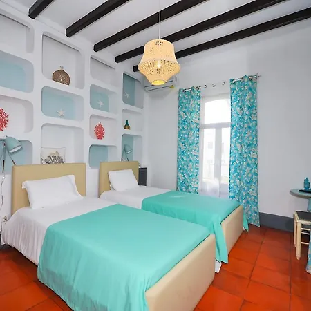 Santo Antonio's 3* Cascais