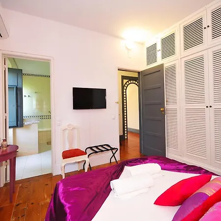 Santo Antonio's 3* Cascais